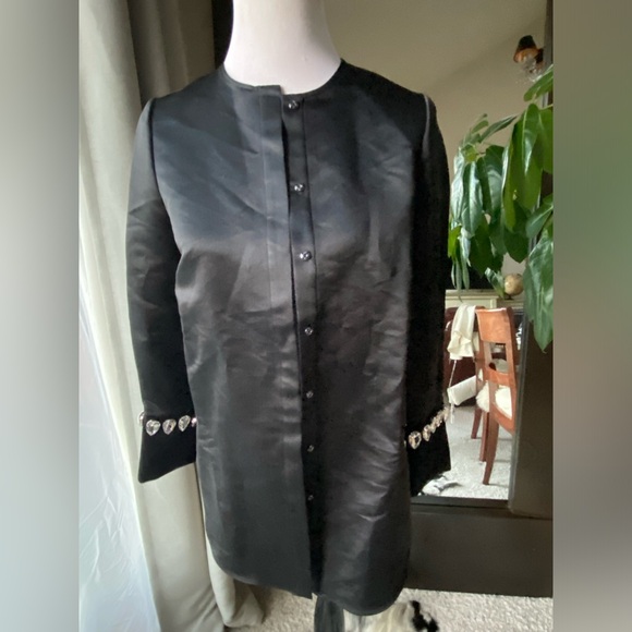 ✨ Chic Black Silk Thomas Wylde Coat with Crystal Detailing ✨ - Picture 3 of 9